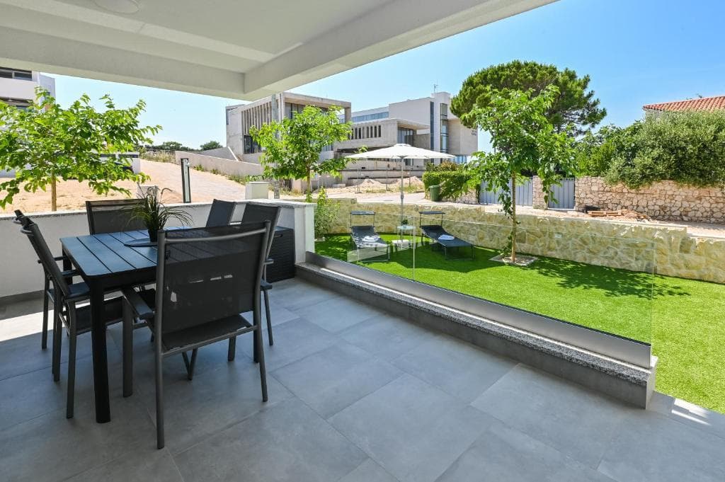 Appartamento Olive Garden 4 EG a Novalja