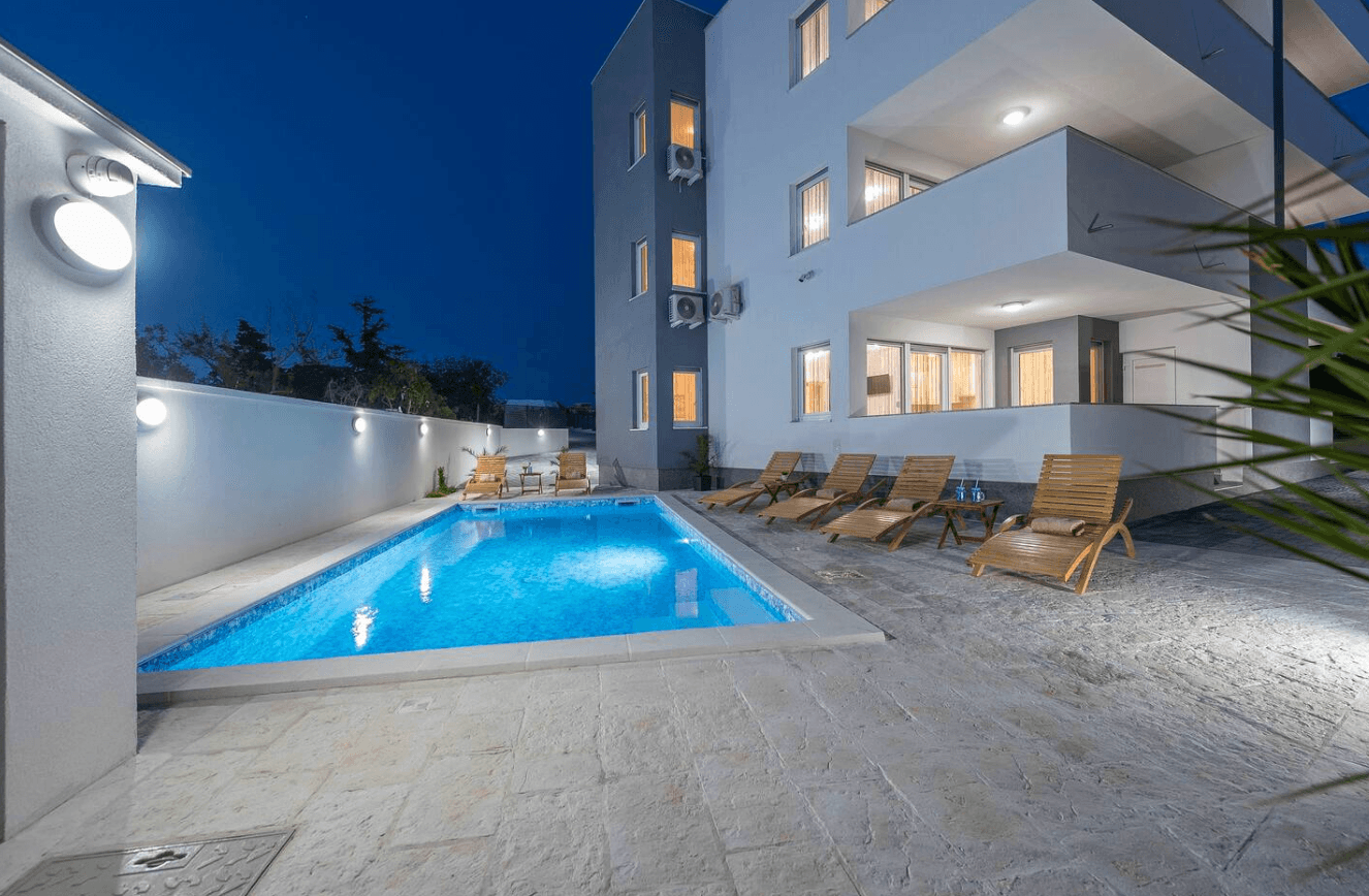 Villa Mel-Mari 6 Appartamento con piscina a Novalja