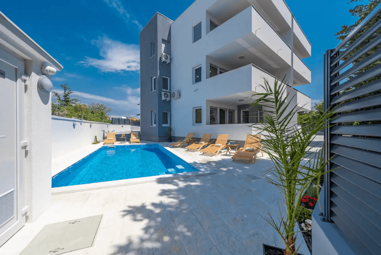 Mel-Mari Studio con piscina a Novalja