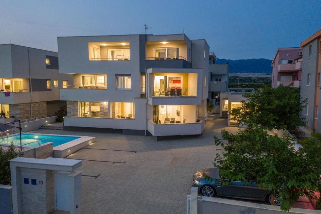 Danivan B Studio a Novalja